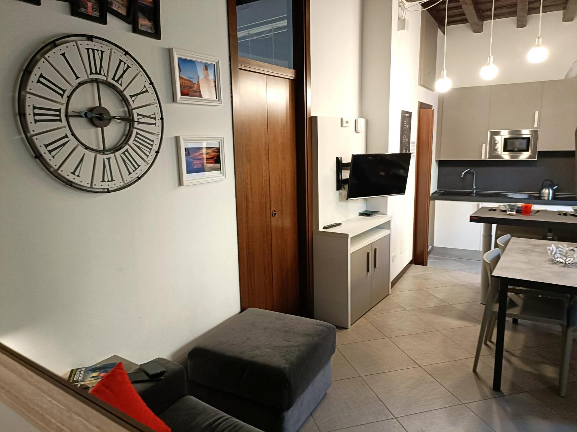 La Suite Di Bianca - Monza -- A 4 Min A Piedi Da Clinica Zucchi E 15 Min Da Stazione -- Екстер'єр фото